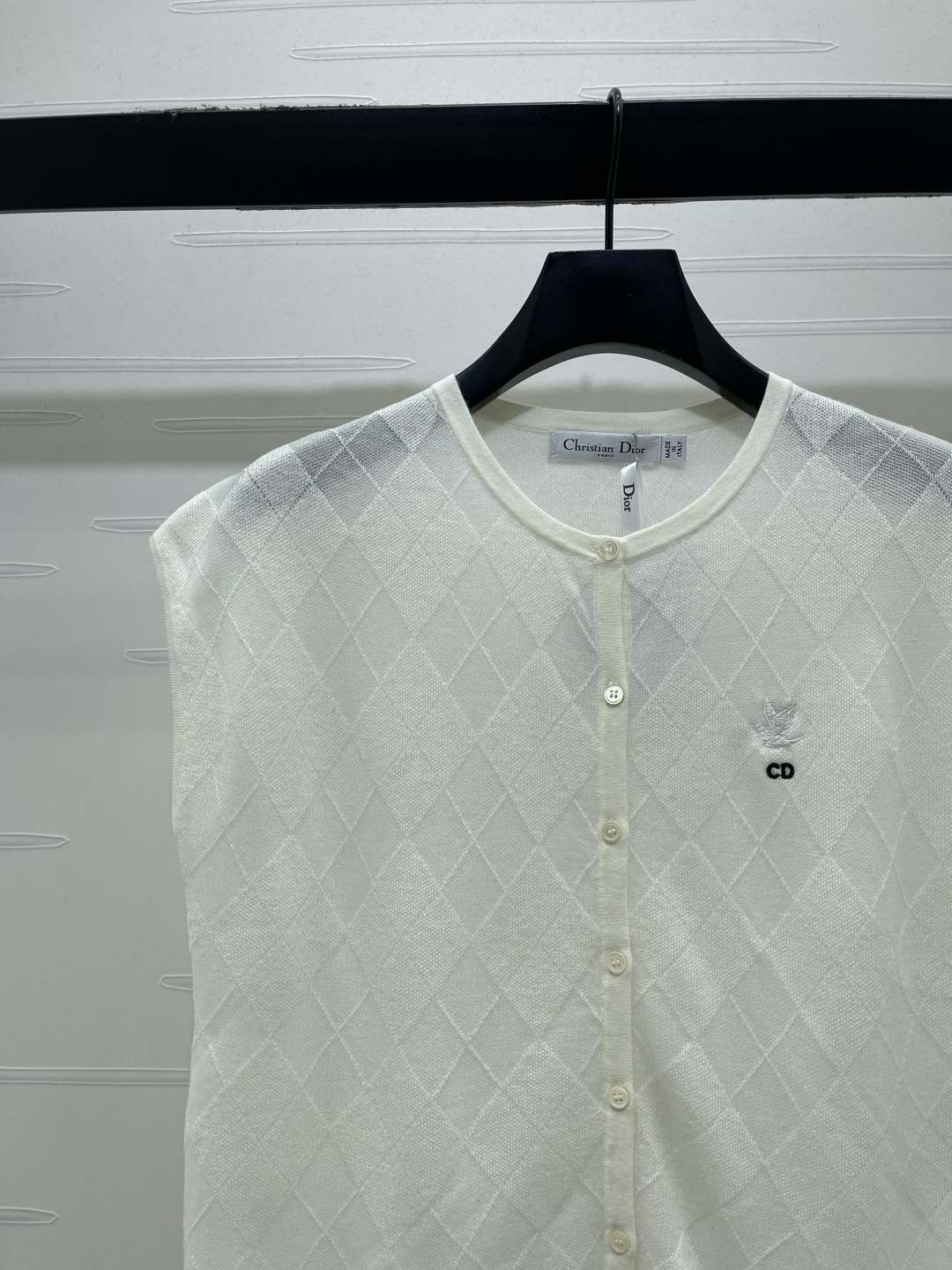 Women's short sleeves